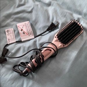 L’ange Le Vite styling brush
